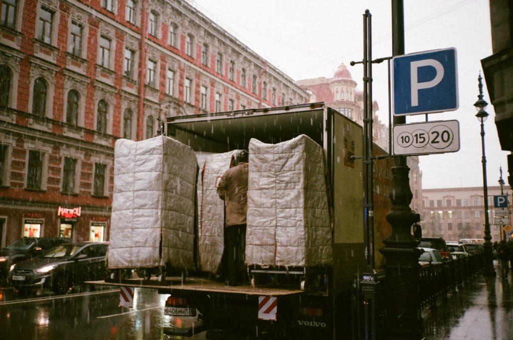 Moving Truck With Mattress In Back
